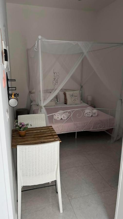 Faro'S Room Bari Eksteriør bilde